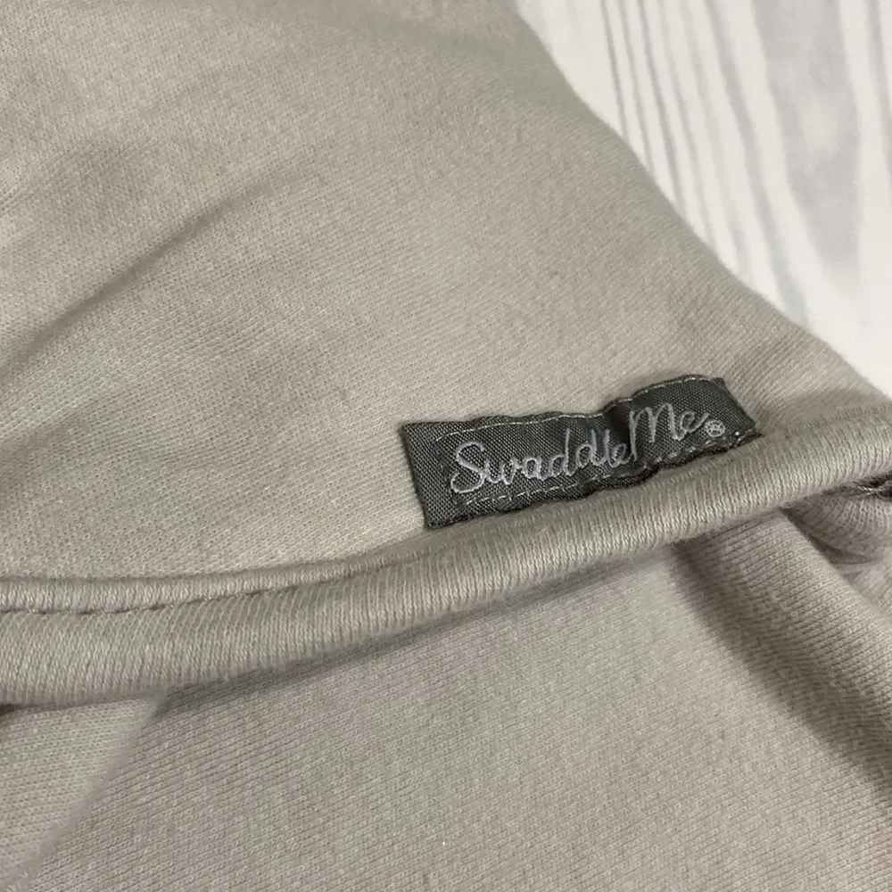 Infant Sleep Bundle NWOT Gown with Hat and Swaddle Me Swaddle